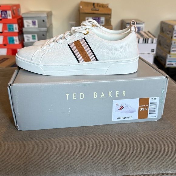 NIB Ted Baker Reese Lace-Up Leather Sneakers - Picture 7 of 7